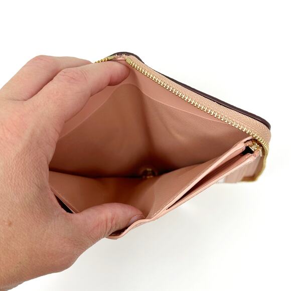 Coach Medium Id Zip Wallet in Shell Pink Leather C4124 - Picture 6 of 9